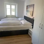 아파트 Wohnen Im Ehemaligen Kloster In Am Attersee *
