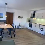 Wohnen Im Ehemaligen Kloster In Am Attersee 아파트