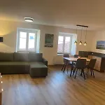 아파트 Wohnen Im Ehemaligen Kloster In Am Attersee