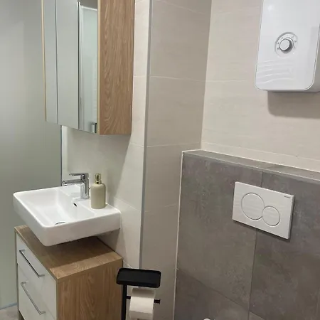 Apartment Wohnen Im Ehemaligen Kloster In Am Attersee Schoerfling