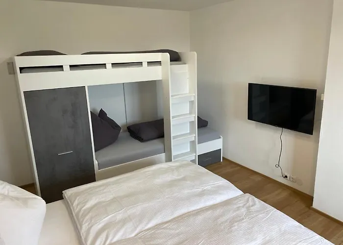 Wohnen Im Ehemaligen Kloster In Am Attersee *